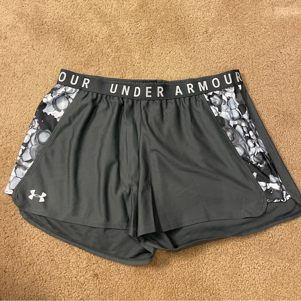 XL gray and white Under Armour shorts